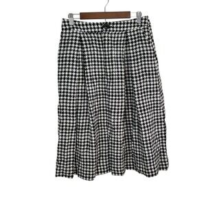 Who What Wear Womens Houndstooth Skirt Black White Pleated Pockets Size 10 NWT